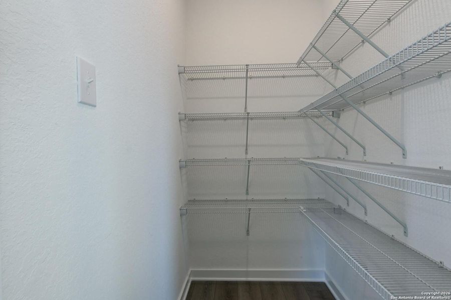 Spacious, unfurnished interior of a new home in Arcadia Ridge, San Antonio (Image 24).