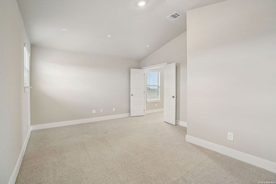 Spacious, unfurnished interior of a new home in Legendary Trails - Premier Series, Cibolo (Image 37).