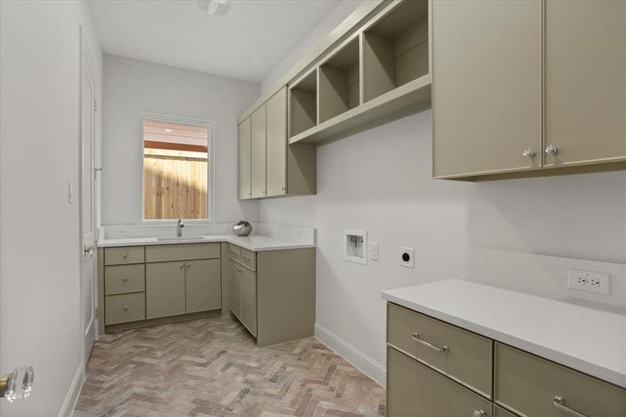 Furnished interior view inside a new home in , Dallas (Image 34). Furnished interior view inside a new home in , Dallas (Image 34).