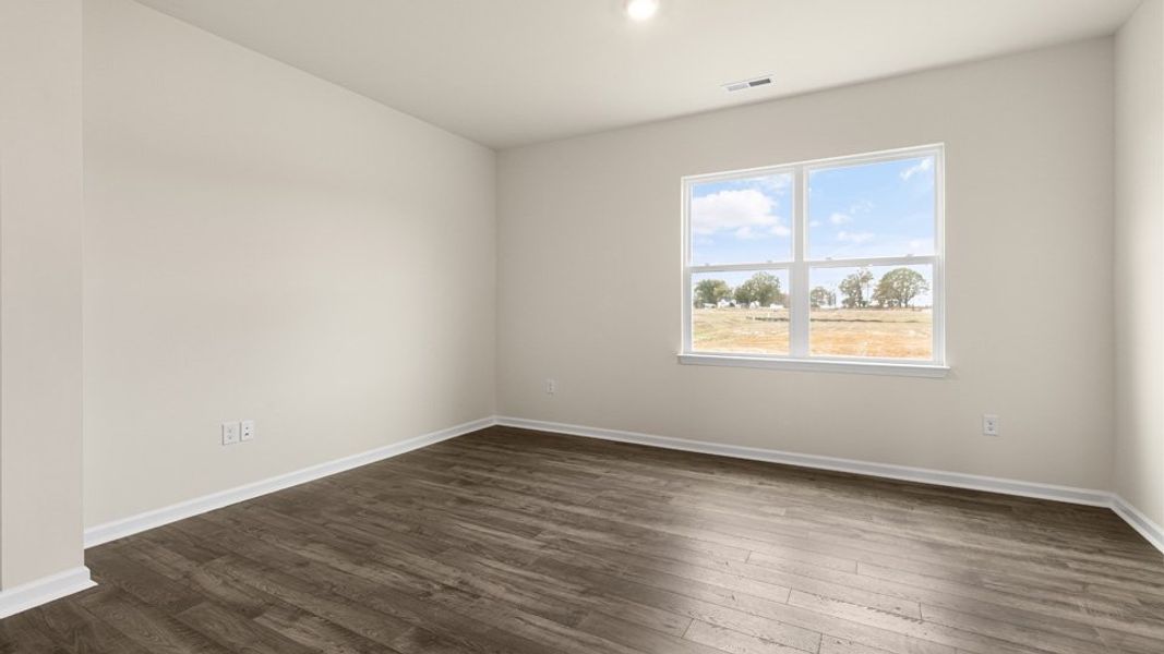 Spacious, unfurnished interior of a new home in Baker Farm, Youngsville (Image 11).