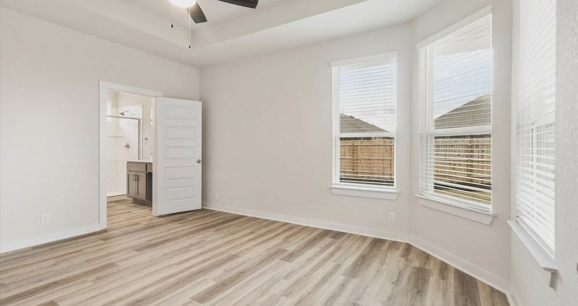 Representative unfurnished interior of a home built from the Connor by Chesmar Homes in Meyer Ranch, New Braunfels (Image 17).