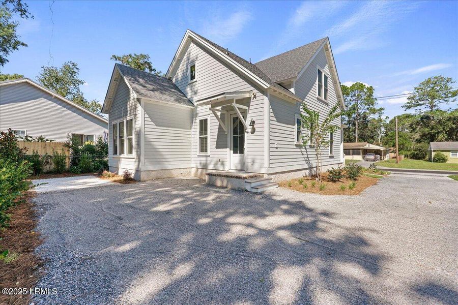 Front exterior of a new home in , Beaufort, SC, highlighting curb appeal (Image 1). Front exterior of a new home in , Beaufort, SC, highlighting curb appeal (Image 1).