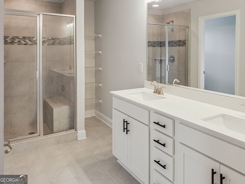 Furnished interior view inside a new home in Windmill Park, Carrollton (Image 5).