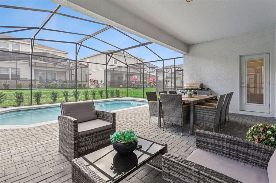 Exterior details and patio area of a home in Windsor Cay Resort, Clermont (Image 4).