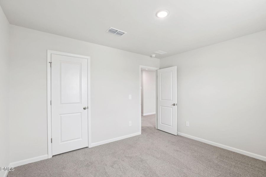 16-web-or-mls-Raleigh- River Glen- 641 W