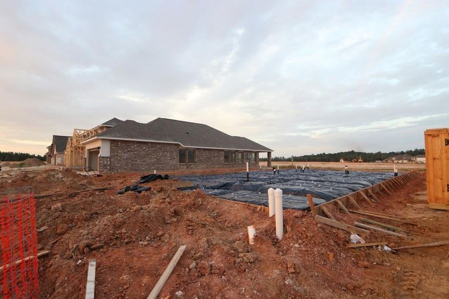 Every foundation at DWH is engineered and it’s inspected three times! We do not do “batch” testing. Rest easy knowing your foundation comes with a 10 year warranty. Every foundation at DWH is engineered and it’s inspected three times! We do not do “batch” testing. Rest easy knowing your foundation comes with a 10 year warranty.