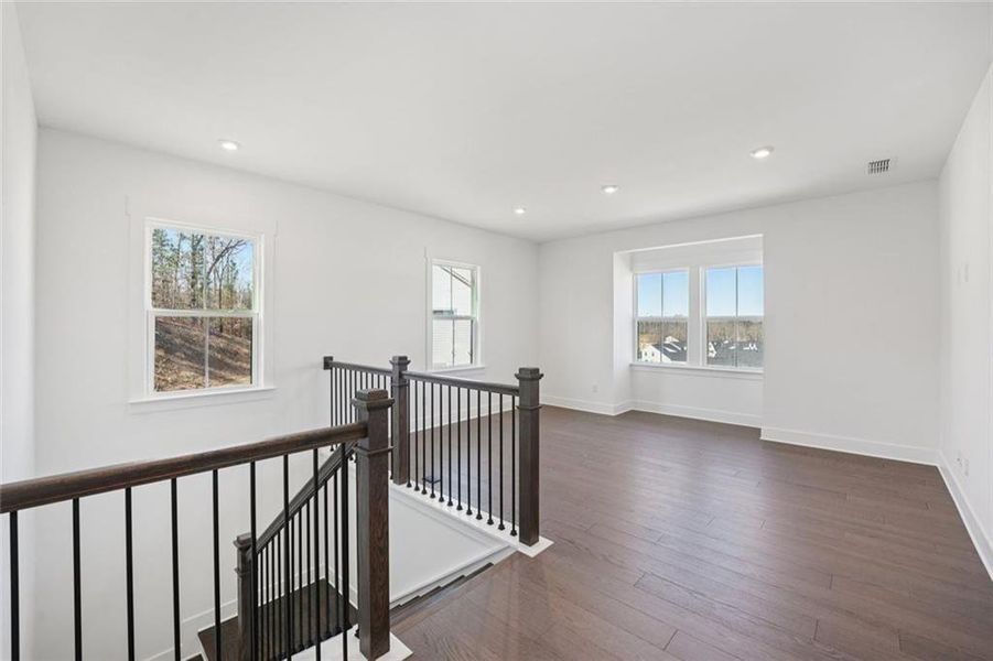 Spacious, unfurnished interior of a new home in Sterling Pointe, Cumming (Image 63).