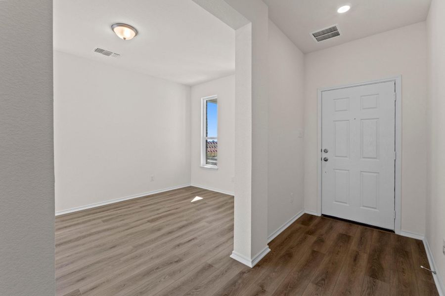 Spacious, unfurnished interior of a new home in Salerno - Heritage Collection, Round Rock (Image 17). Spacious, unfurnished interior of a new home in Salerno - Heritage Collection, Round Rock (Image 17).