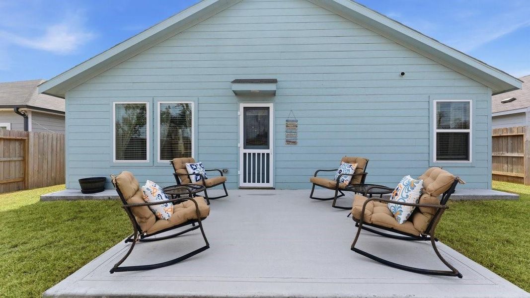 Patio furniture included