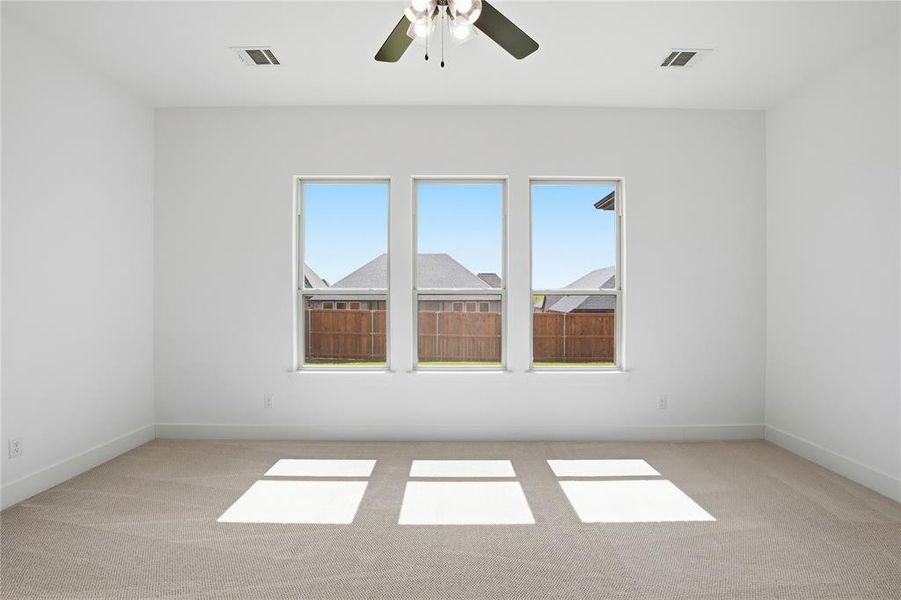 Spacious, unfurnished interior of a new home in Talon Hills, Fort Worth (Image 28). Spacious, unfurnished interior of a new home in Talon Hills, Fort Worth (Image 28).