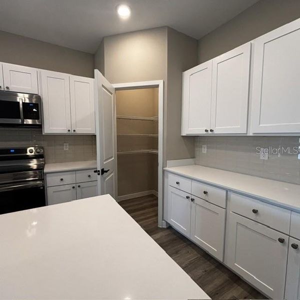 Furnished interior view inside a new home in Palm Coast, Palm Coast (Image 5).