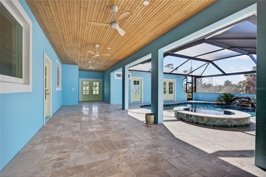 Exterior details and patio area of a home in , Port Charlotte (Image 23).