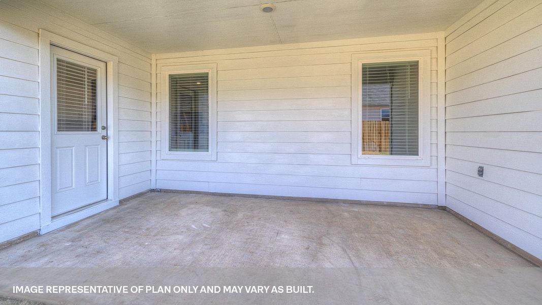 Representative exterior details of a home built from the The Dean by D.R. Horton in Sonoma Oaks, Fredericksburg (Image 4). Representative exterior details of a home built from the The Dean by D.R. Horton in Sonoma Oaks, Fredericksburg (Image 4).