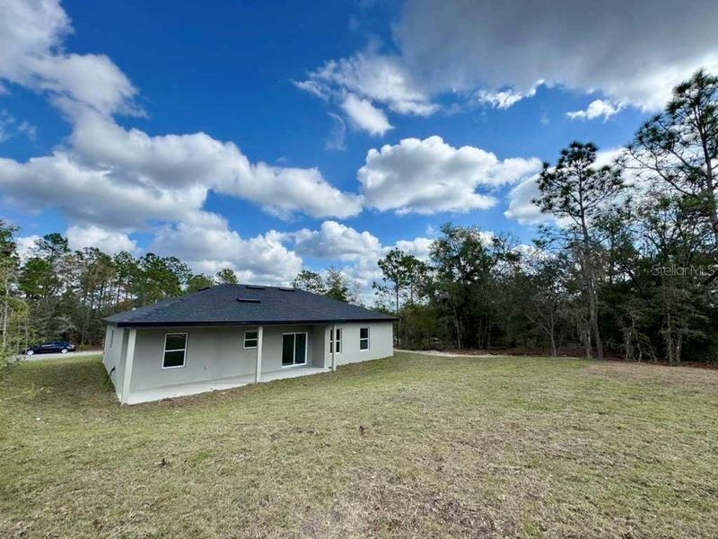 Exterior details and patio area of a home in , Citrus Springs (Image 3). Exterior details and patio area of a home in , Citrus Springs (Image 3).