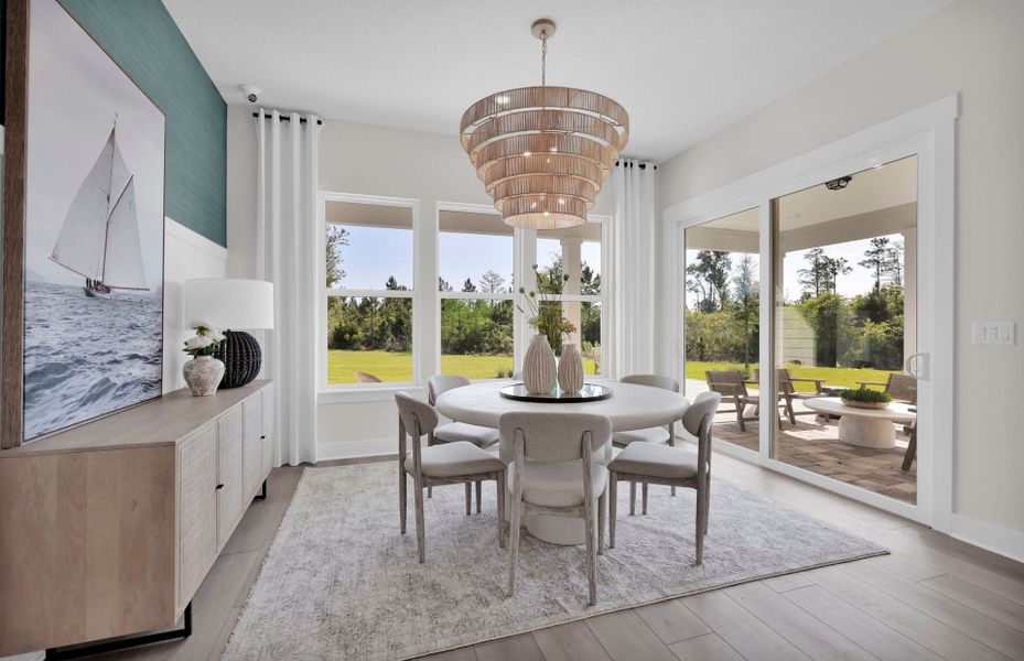 Representative furnished interior of a home built from the Renown by Del Webb in Del Webb Saint Johns, St. Johns (Image 20).