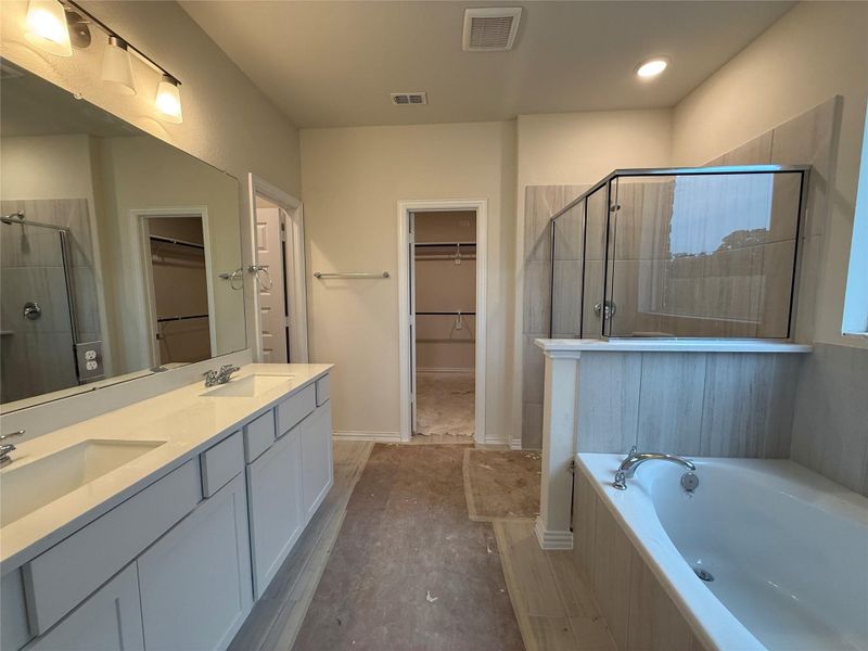 Furnished interior view inside a new home in Ellis Cove, Seabrook (Image 3).