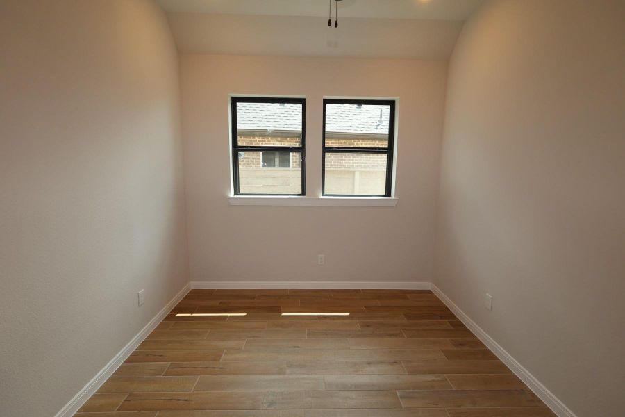 Spacious, unfurnished interior of a new home in Legacy - Retreat Collection, League City (Image 9).