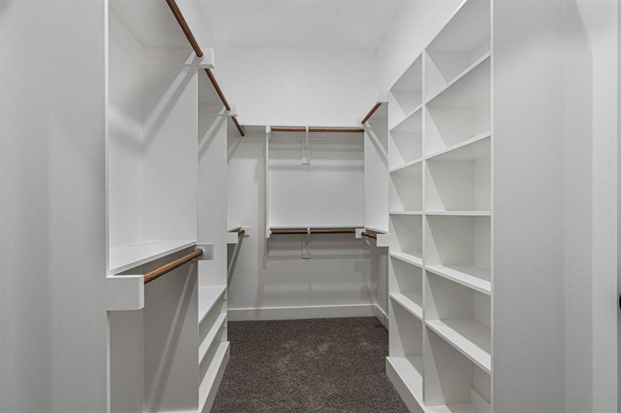 Spacious, unfurnished interior of a new home in , Heath (Image 19).