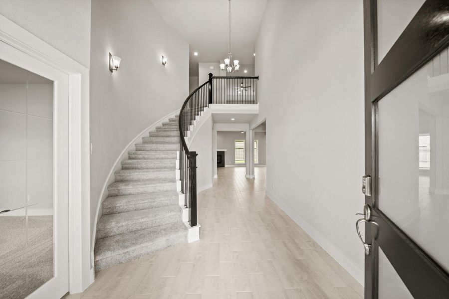 Spacious, unfurnished interior of a new home in Beacon Hill, Waller (Image 12). Spacious, unfurnished interior of a new home in Beacon Hill, Waller (Image 12).