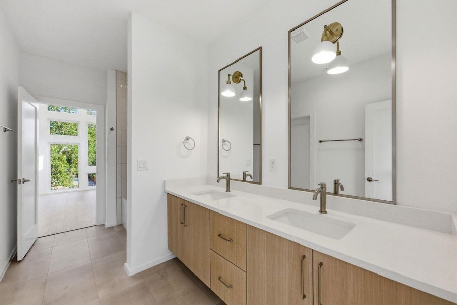 Furnished interior view inside a new home in , Austin (Image 12).