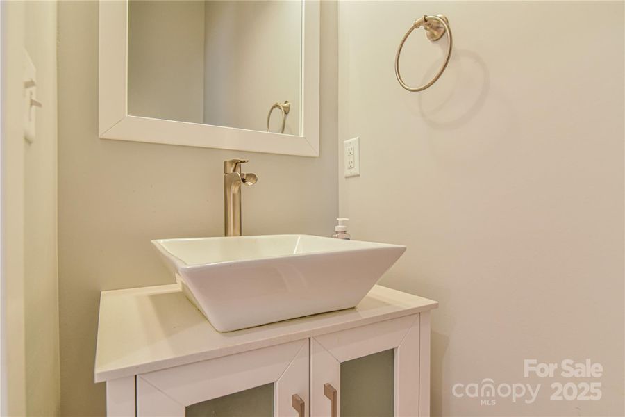 Close-up of interior finishes inside a home in , Fairview (Image 18). Close-up of interior finishes inside a home in , Fairview (Image 18).