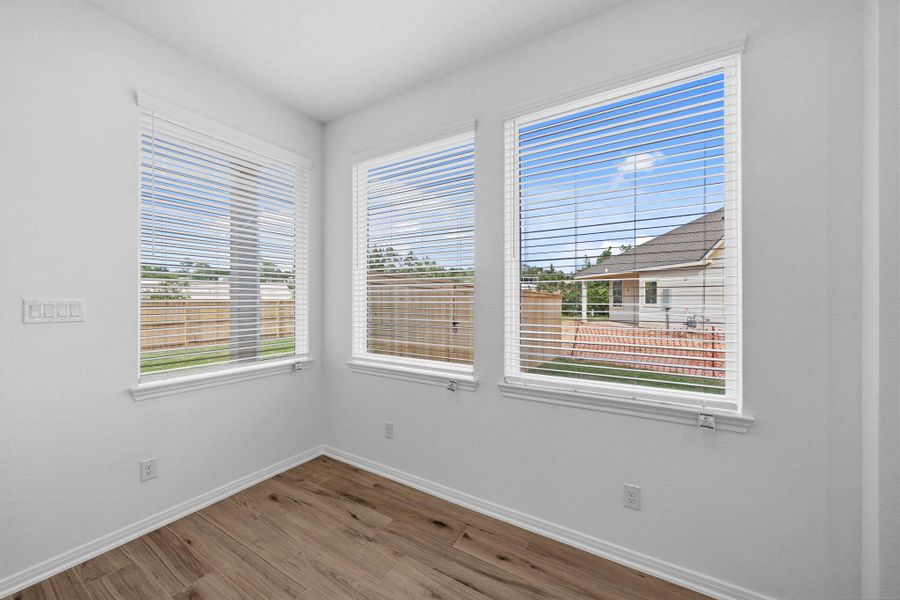 Spacious, unfurnished interior of a new home in Woodforest, Montgomery (Image 13).