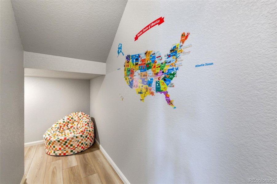 Image 21 of a home in .