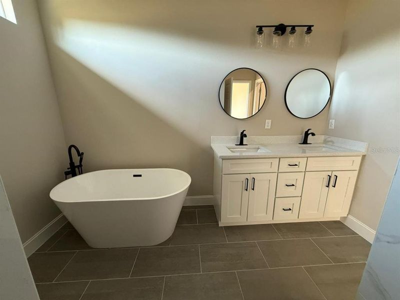 Furnished interior view inside a new home in , Ocala (Image 16).