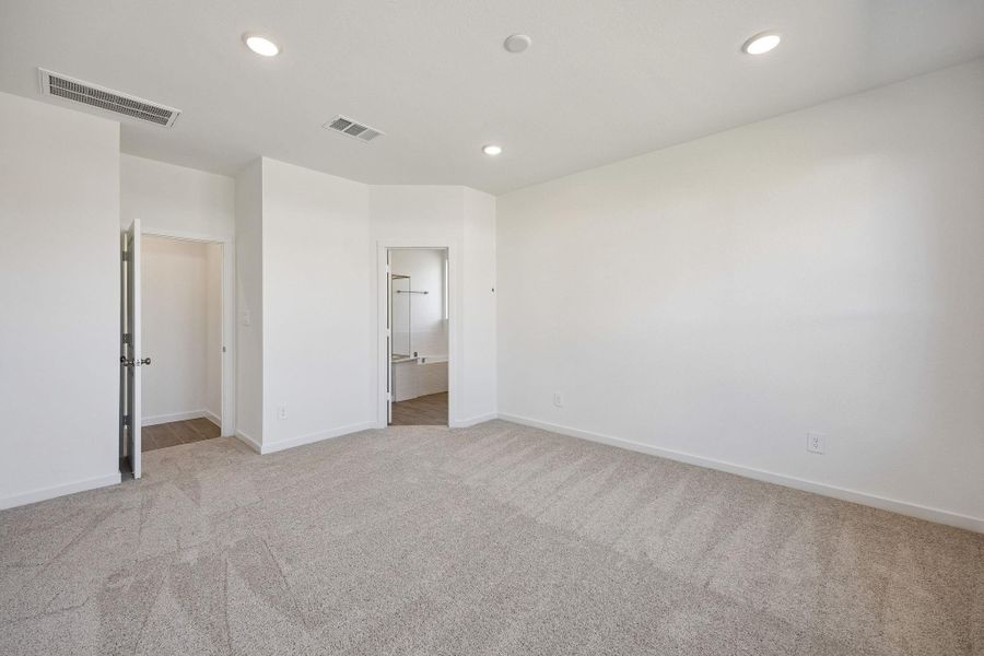 Spacious, unfurnished interior of a new home in Montgomery Bend, Montgomery (Image 23). Spacious, unfurnished interior of a new home in Montgomery Bend, Montgomery (Image 23).