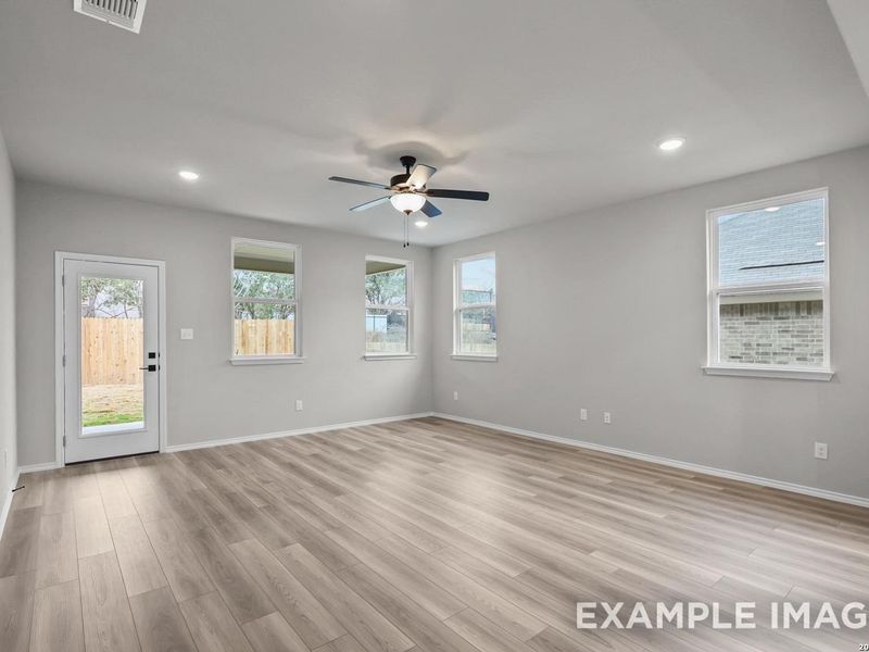 Spacious, unfurnished interior of a new home in Hickory Ridge, Elmendorf (Image 16).
