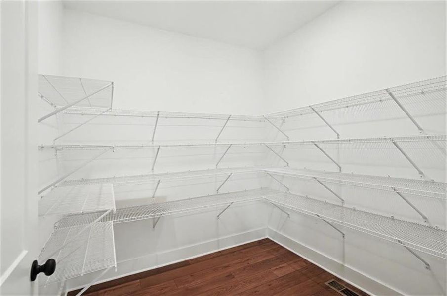 Spacious, unfurnished interior of a new home in , Cartersville (Image 17).