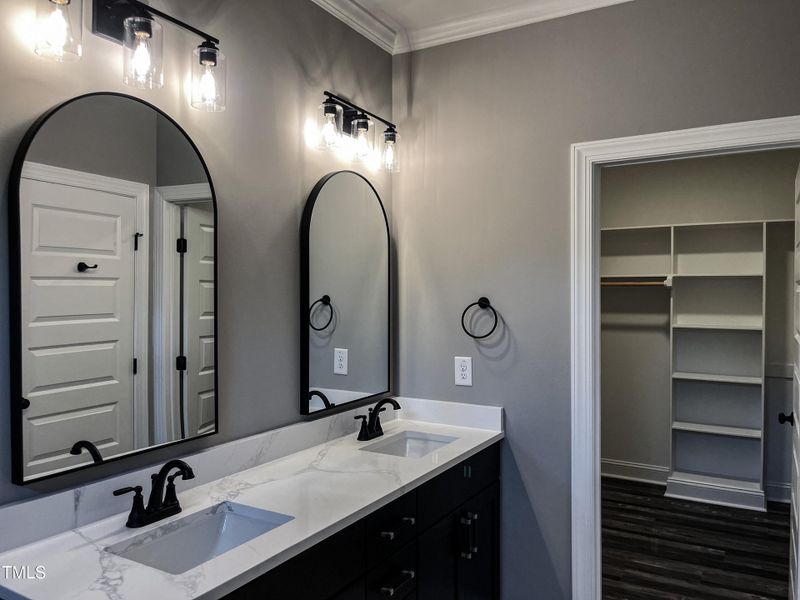 0816EC78-7BD1-45FE-A6EF-B3258D9EDCC6