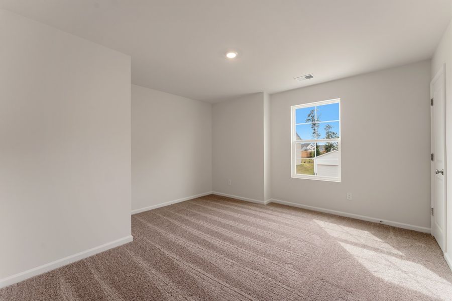 Spacious, unfurnished interior of a new home in Mayfair Village, Spartanburg (Image 28).