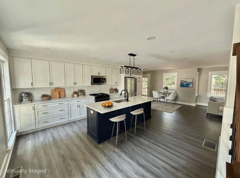 Furnished interior view inside a new home in , Kennesaw (Image 10).