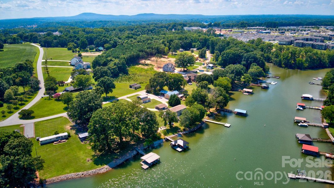 This home makes every day by the water an inviting and accessible opportunity for relaxation and recreation. This home makes every day by the water an inviting and accessible opportunity for relaxation and recreation.