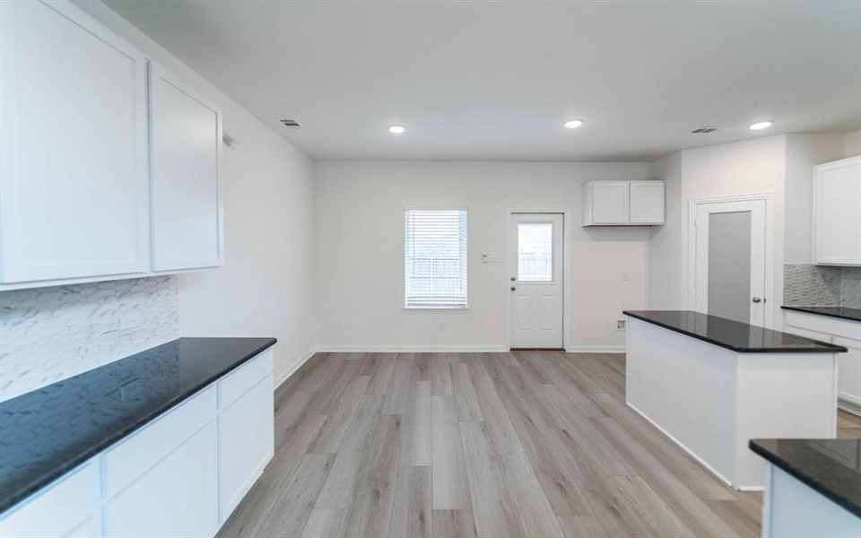Spacious, unfurnished interior of a new home in Travis Ranch, Forney (Image 15). Spacious, unfurnished interior of a new home in Travis Ranch, Forney (Image 15).