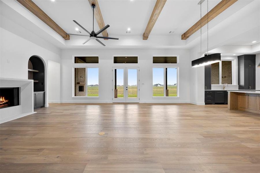 Spacious, unfurnished interior of a new home in , Waxahachie (Image 23).