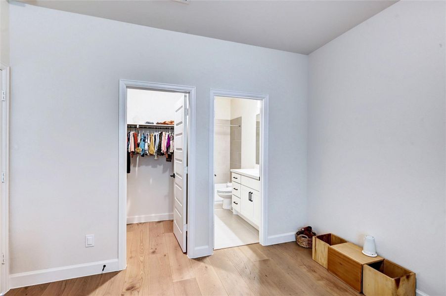 Spacious, unfurnished interior of a new home in , Fulshear (Image 20).