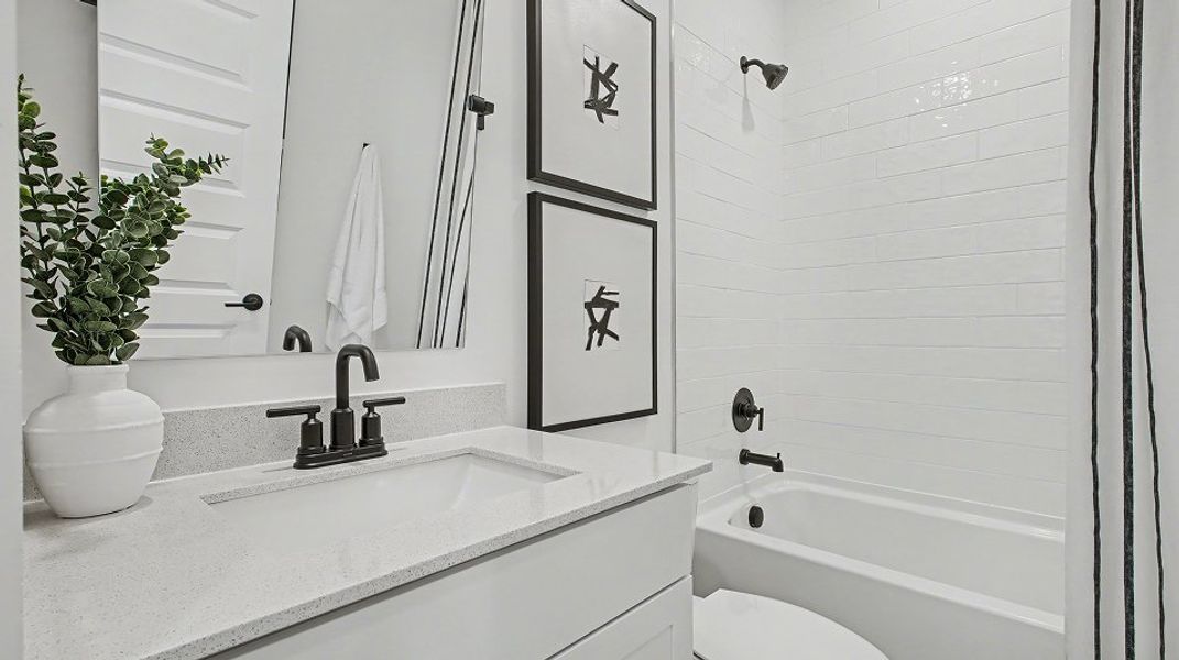 City Vista Haggard Bath2 EI Black Hardware City Vista Haggard Bath2 EI Black Hardware