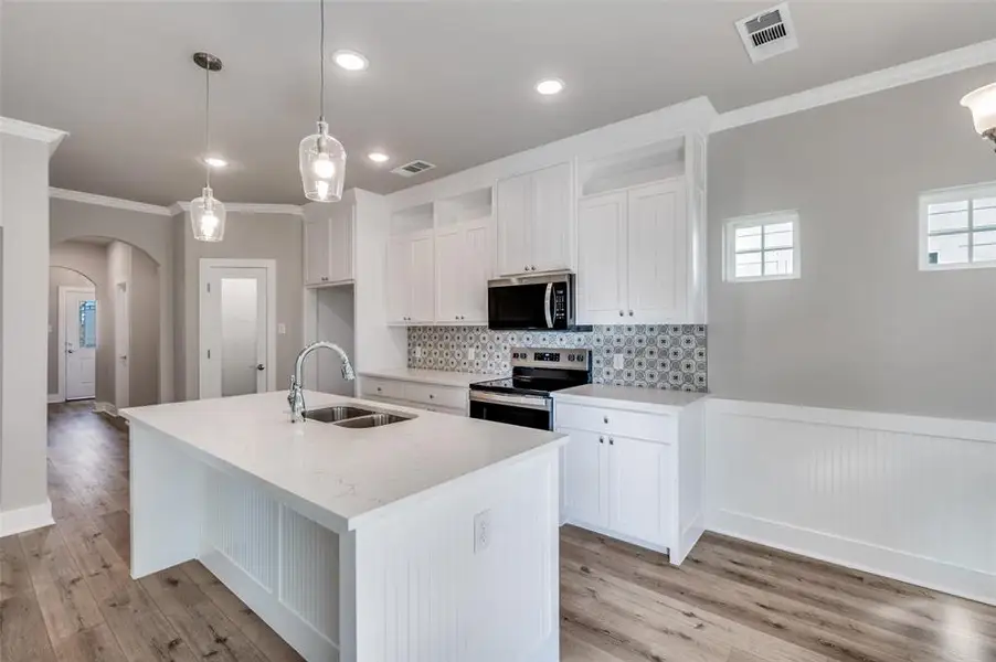 Furnished interior view inside a new home in , Lake Dallas (Image 3).