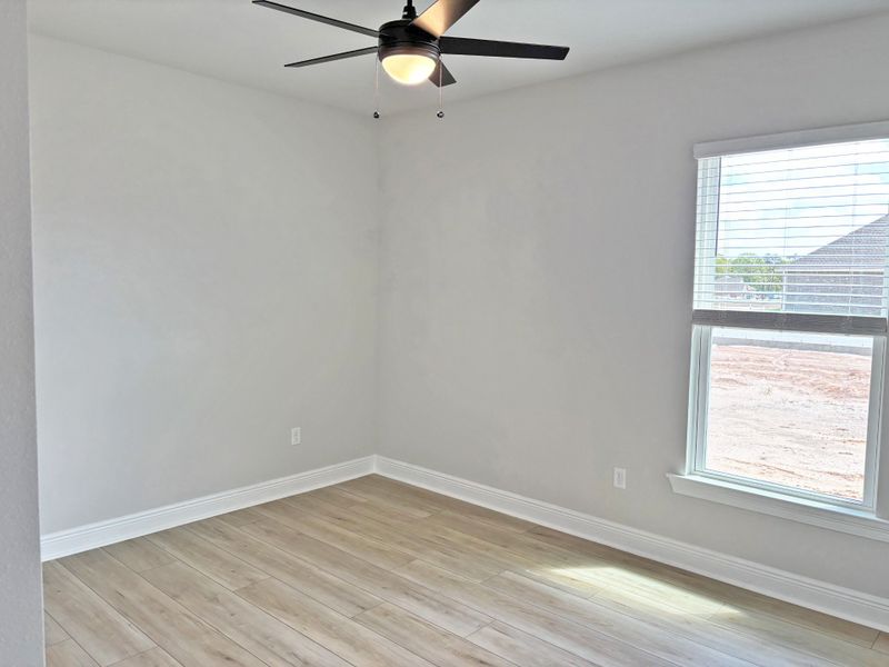 Spacious, unfurnished interior of a new home in Houston Place, Crestview (Image 14).