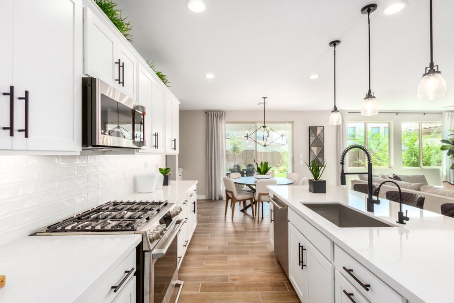 Representative furnished interior of a home built from the 40R3 by Taylor Morrison in Rancho Mercado, Surprise (Image 15).