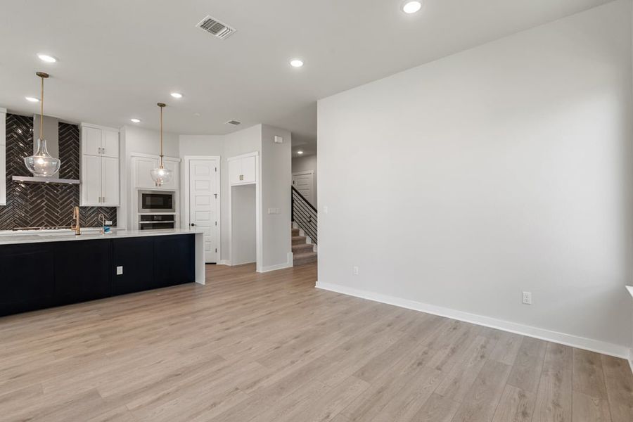 Furnished interior view inside a new home in Lagos Reserve, Manor (Image 12). Furnished interior view inside a new home in Lagos Reserve, Manor (Image 12).