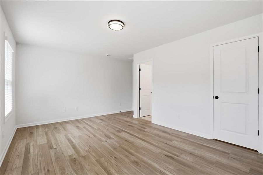 Spacious, unfurnished interior of a new home in , Lawrenceville (Image 56).