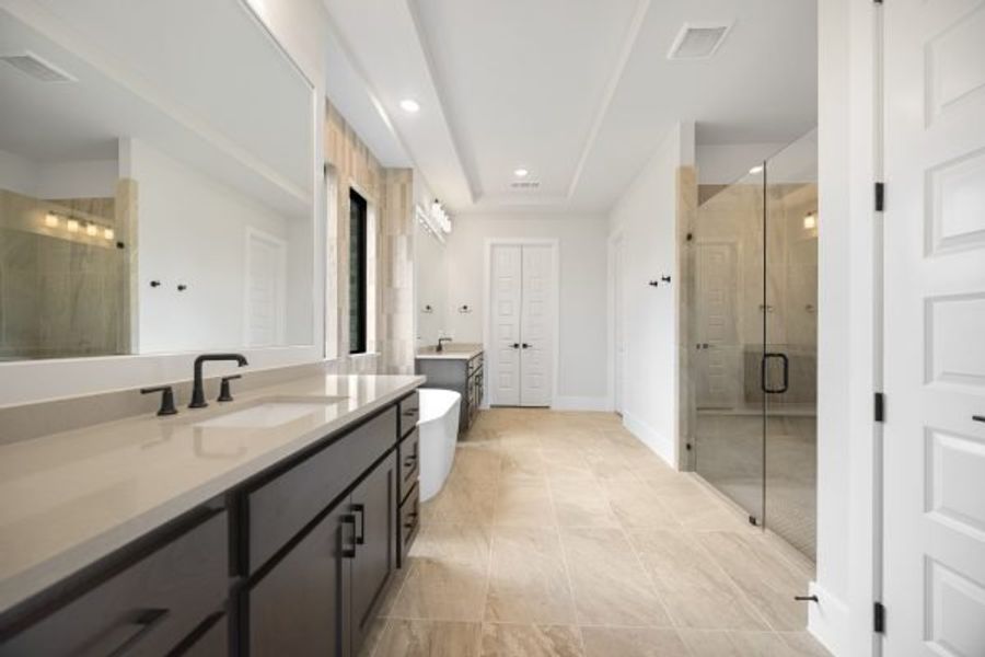 Furnished interior view inside a new home in Heath Golf and Yacht Club, Heath (Image 46).