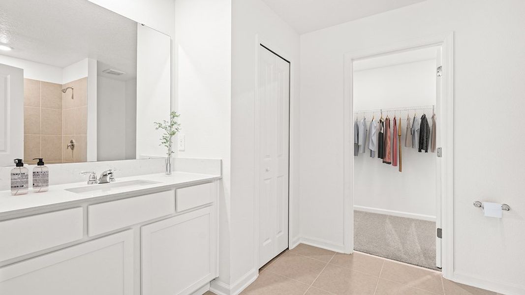 Florida CORE L004 Edison Owners Bath 1of2 F2 Base3 4 18 25 Florida CORE L004 Edison Owners Bath 1of2 F2 Base3 4 18 25