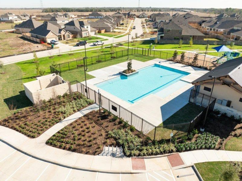 Community amenities in Canterra Creek 45' and 50' Homesites, Iowa Colony (Image 6).