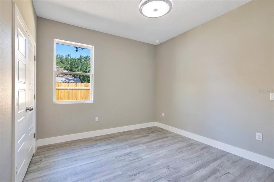 Spacious, unfurnished interior of a new home in , Winter Garden (Image 30).