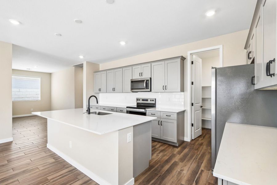 1,747sf New Home in Buckeye, AZ.  - Slide 9