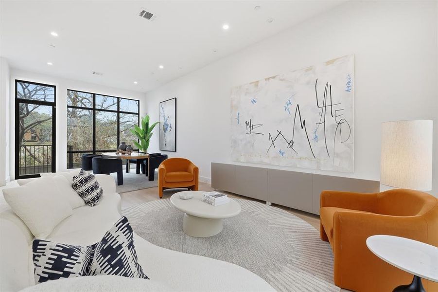 Furnished interior view inside a new home in , Dallas (Image 24).